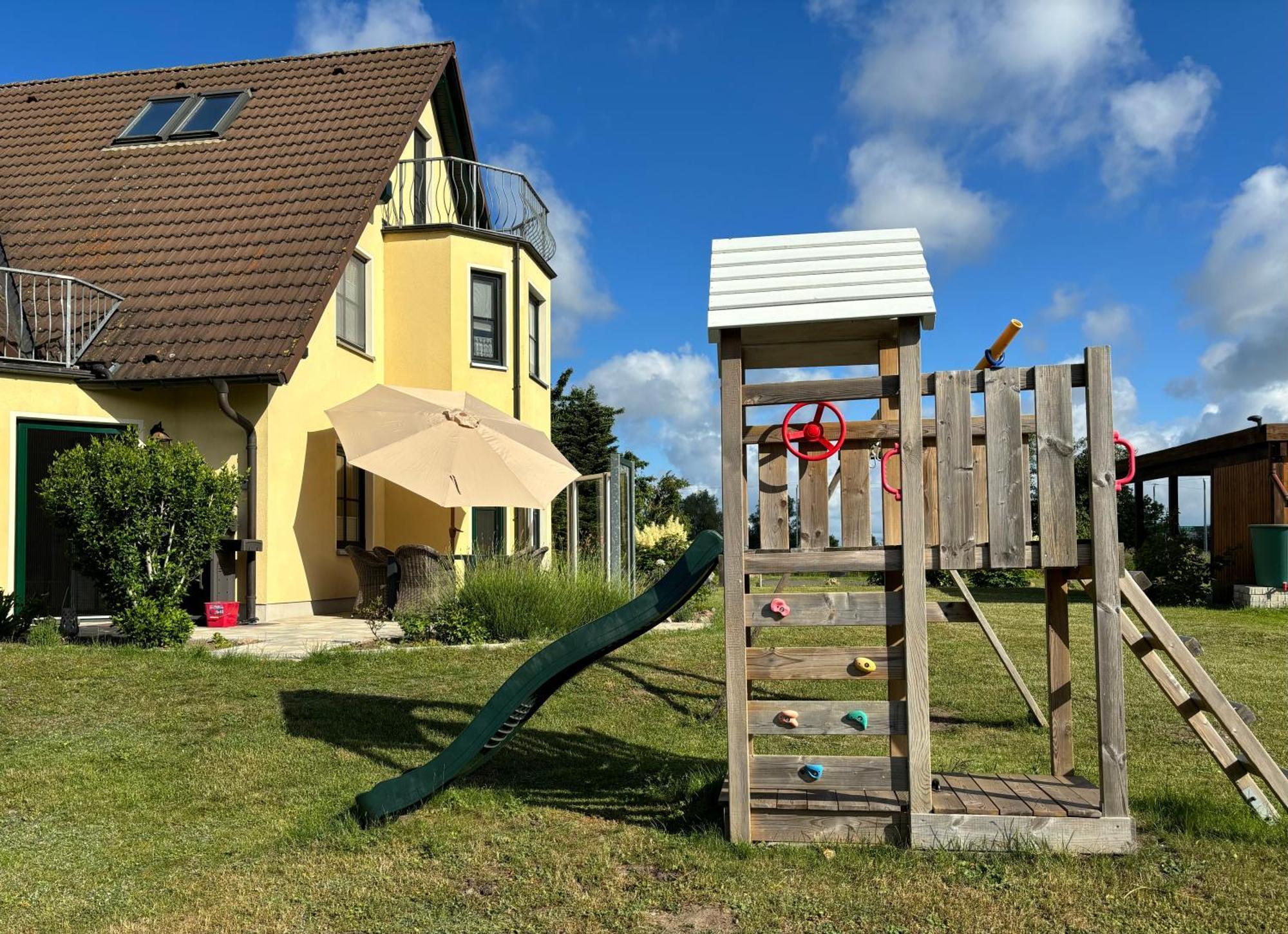 Ferienwohnung Feldblick Sehlen Bagian luar foto